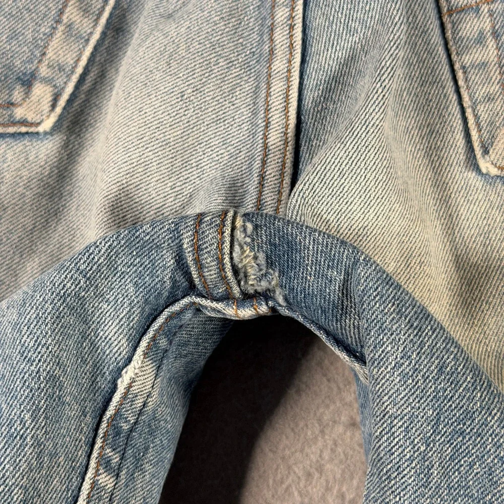 Vintage Levis 501 Light Wash Straight Leg Denim Jeans Blue 28x30 USA Made
